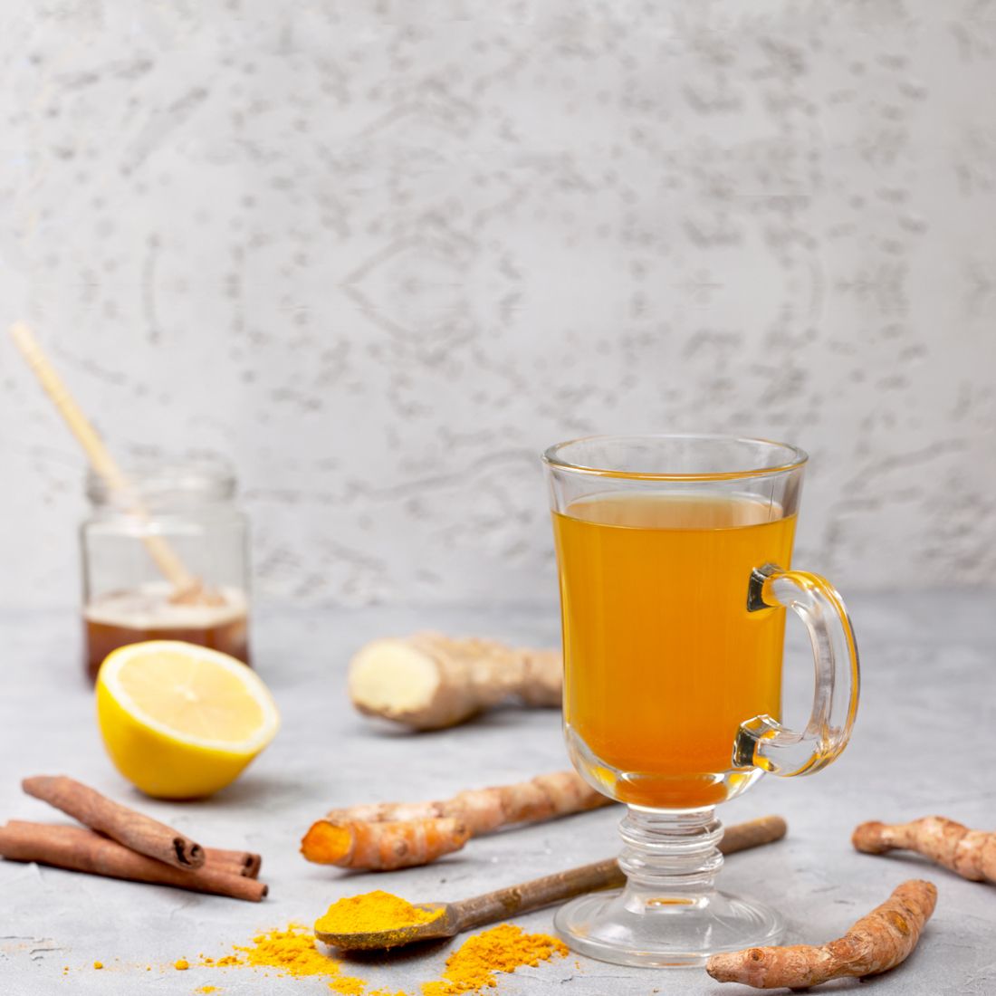 Apple Cider Vinegar - Based Detox Drink