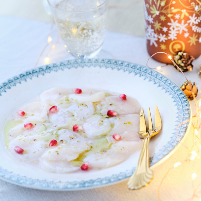 Scallops Carpaccio with White Condiment