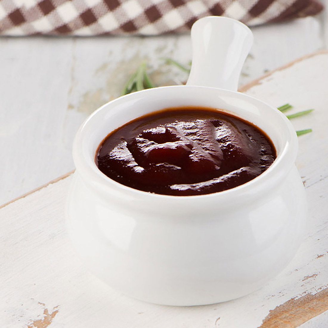 Easy Balsamic BBQ Sauce